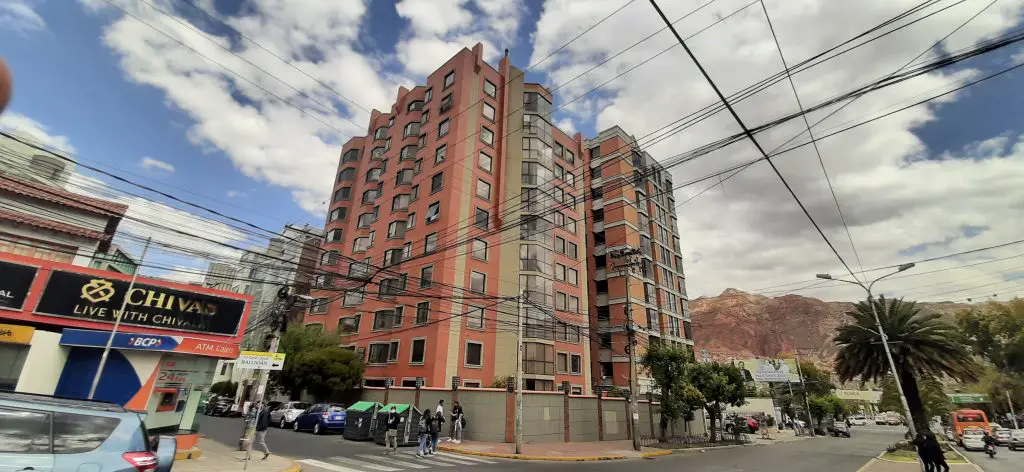 Very expensive apartment units in Calacoto La Paz appraiced maybe at 2200001