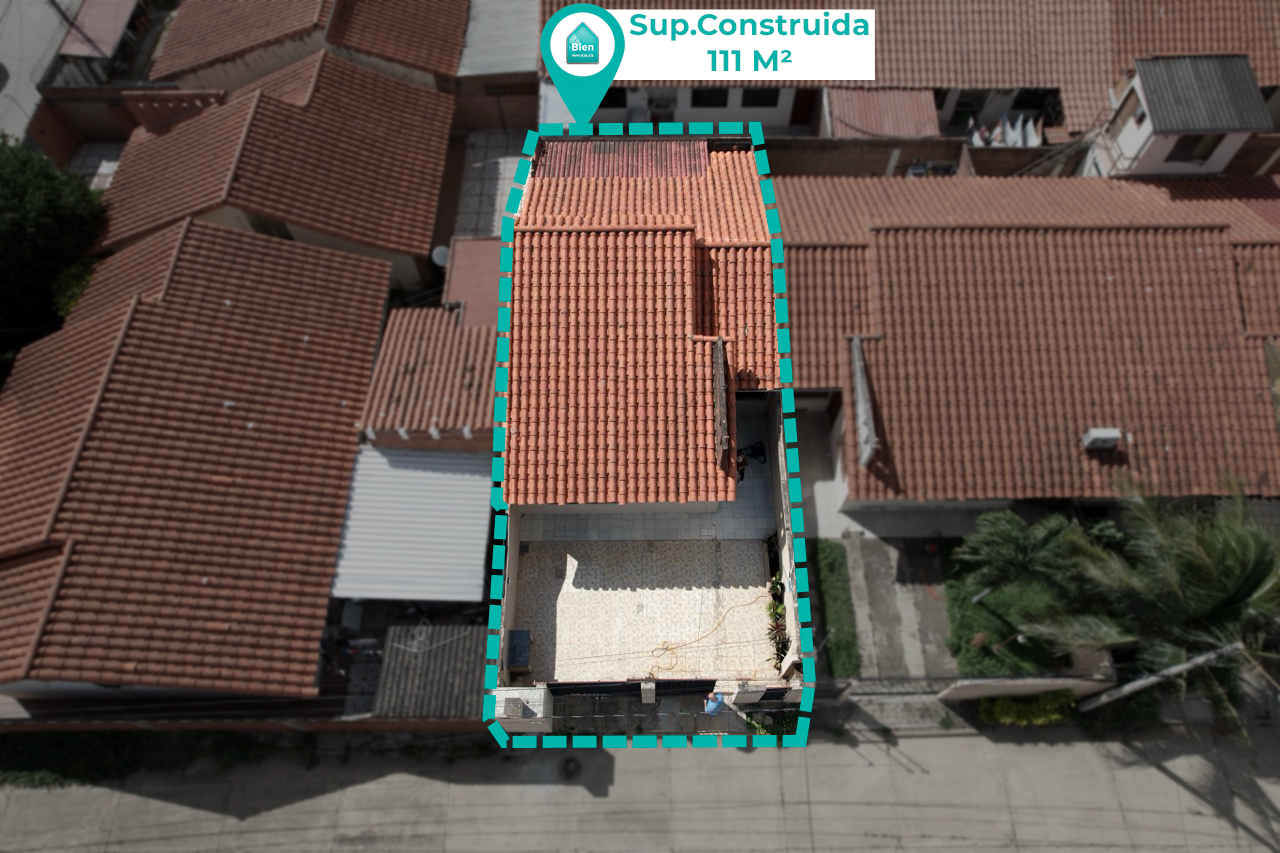 DJI 0840 de tamaño grande