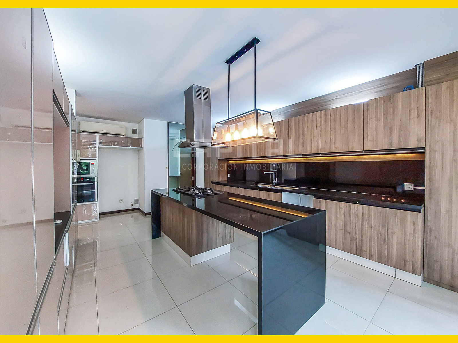 departamento en venta de 3dormitorios en zona norte barrio equipetrol santa cruz bolivia capital corporacion inmobiliaria (6)