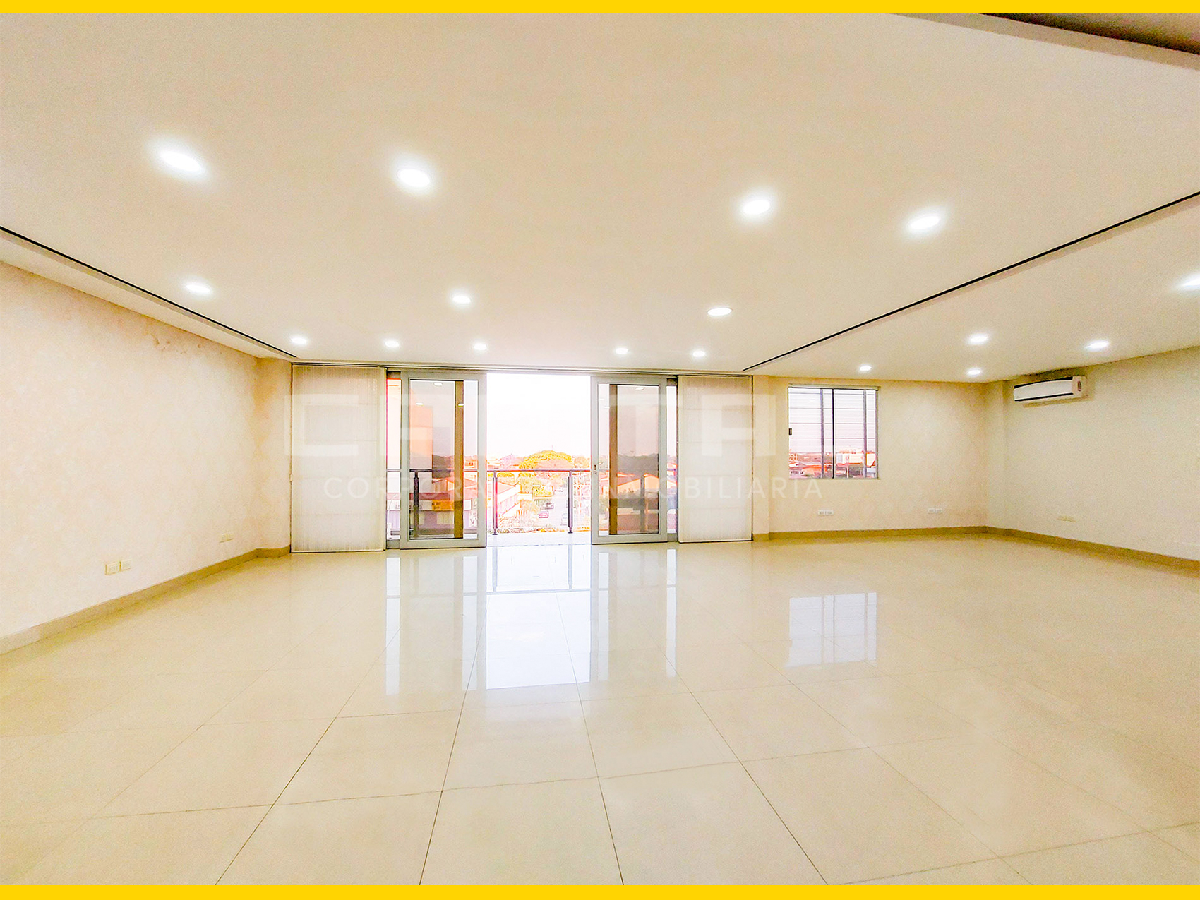 1 oficina en alquiler zona norte sobre avenida alemana en edificio santa cruz bolivia capital corporacion inmobiliaria (3)
