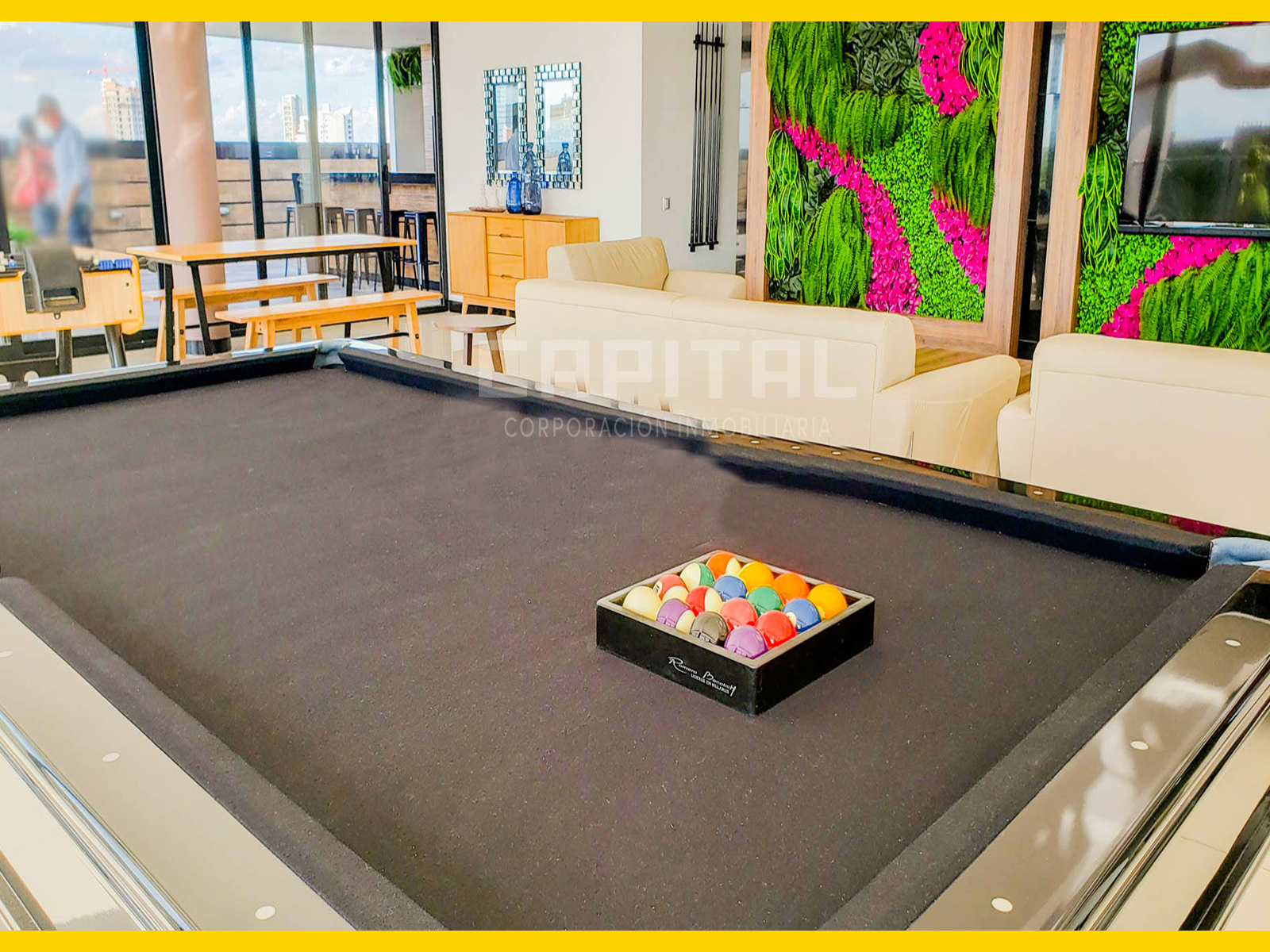 10 Monoambiente en alquiler amoblado con parqueo y baulera en edificio sky collection plaza zona equipetrol Santa Cruz Bolivia Maria Rene David