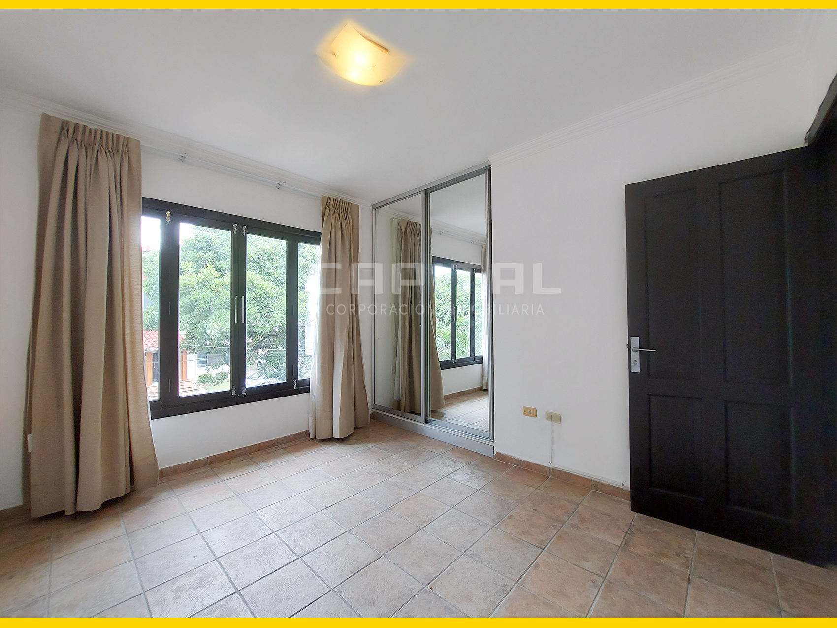 17 casa en alquiler zona norte condominio barrio norte santa cruz bolivia capitalcorp María Rene David