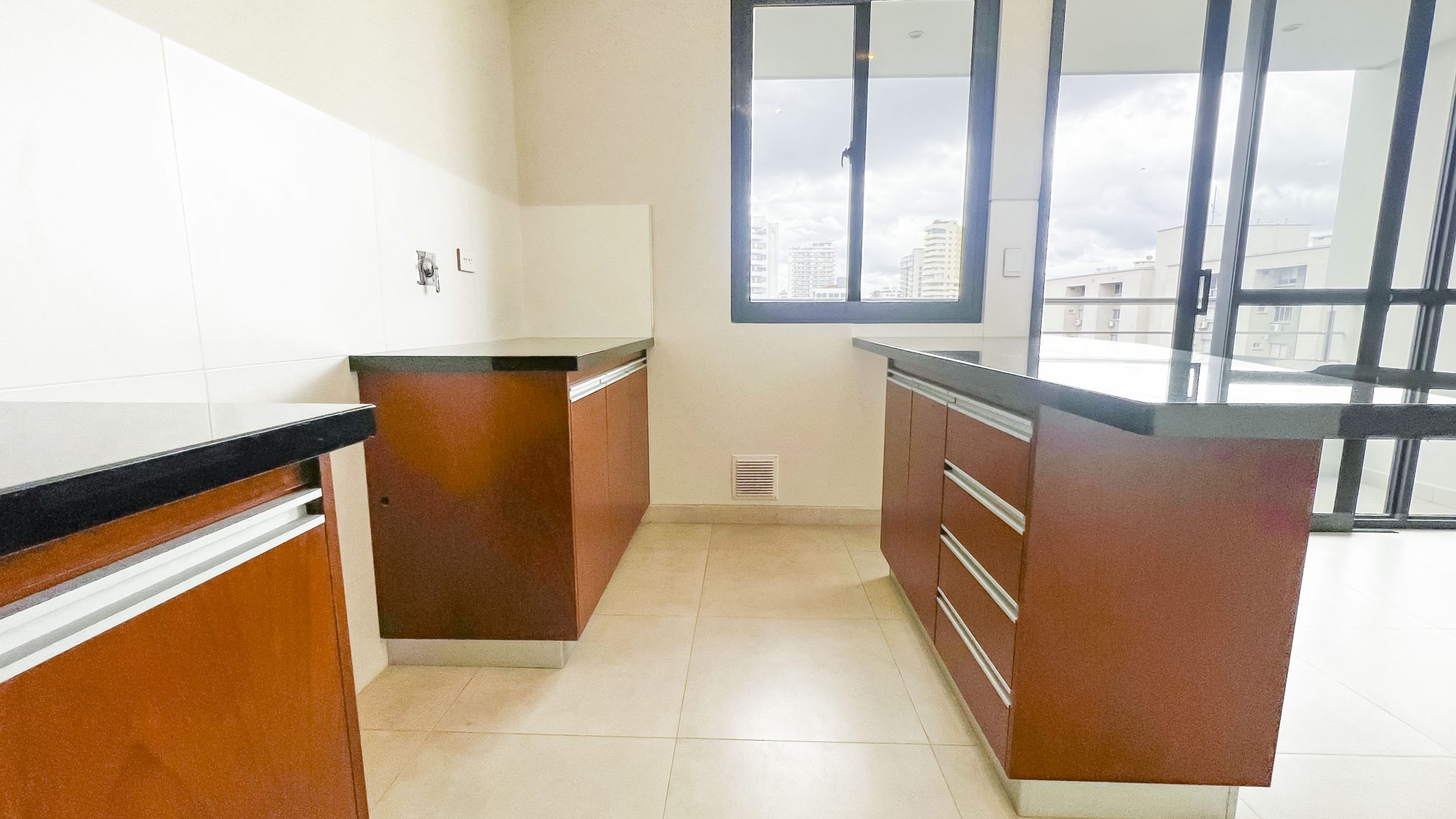 6.departamento 2 habitaciones en alquiler Cond. Irala confort Santa Cruz de la sierra Maria Carolina Pedriel