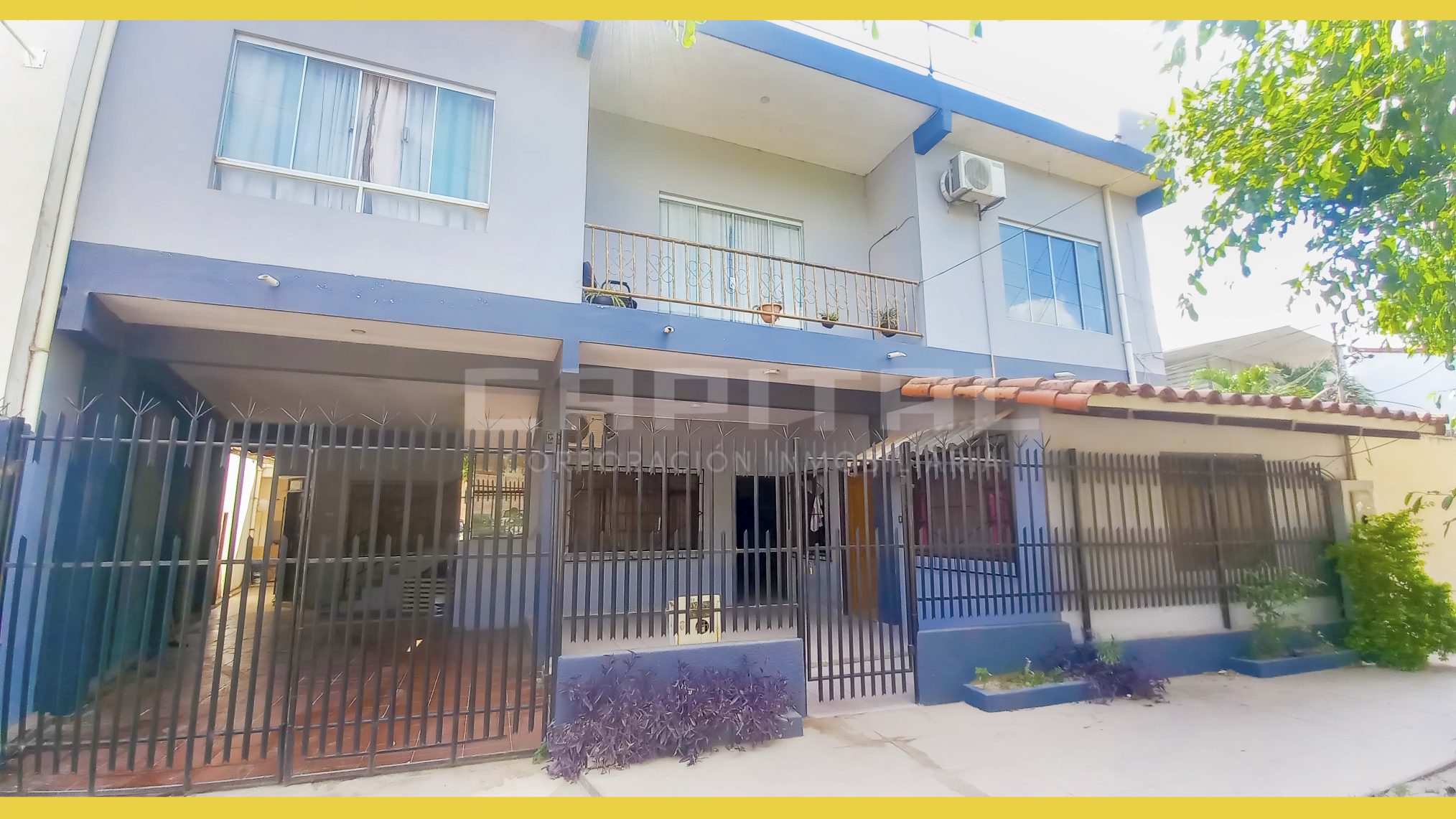 01 Casa en venta 2 plantas Santa Cruz Av Banzer 5to Anillo Fachada Principal (1) 2 1