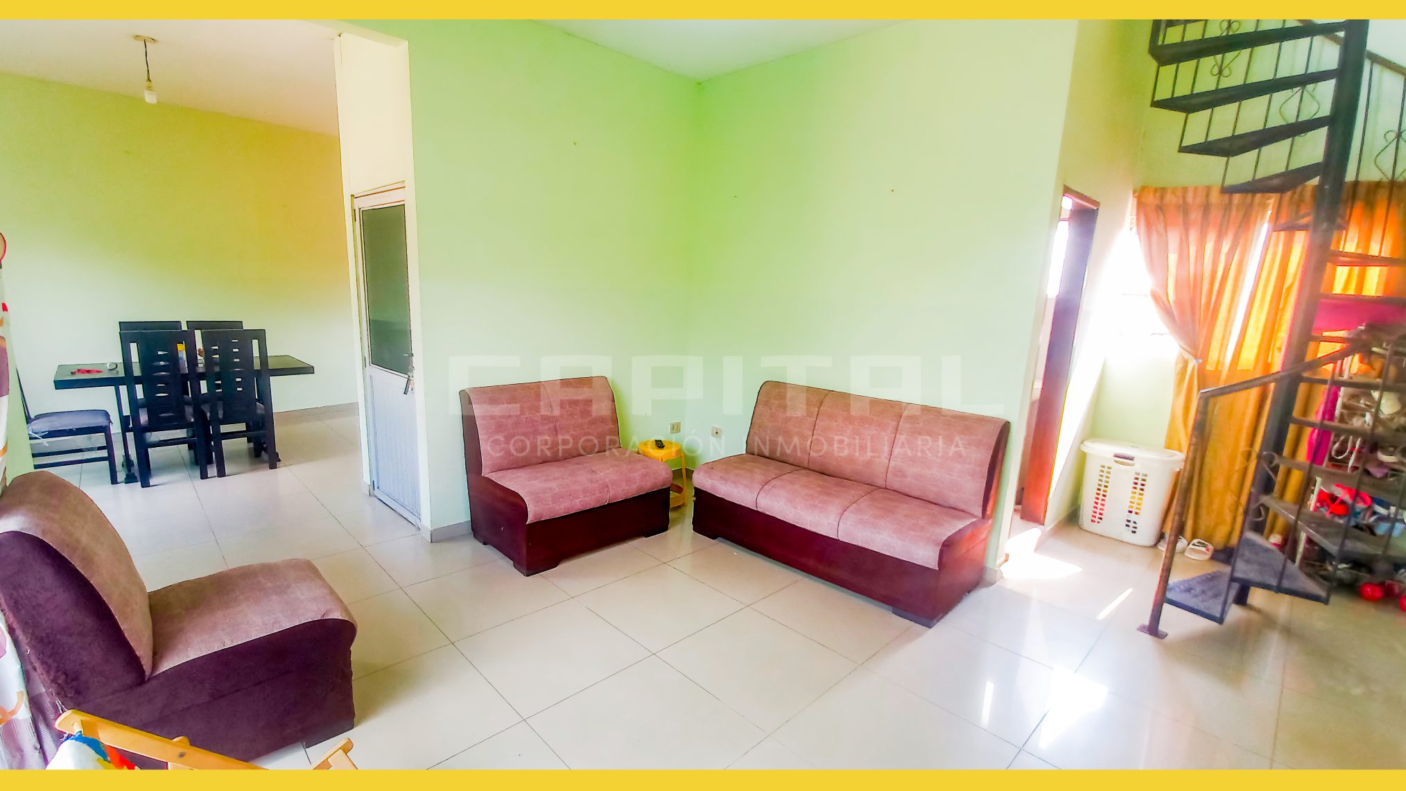 09 Living Casa en venta Av Banzer 5to Anillo Santa Cruz.jpg 2