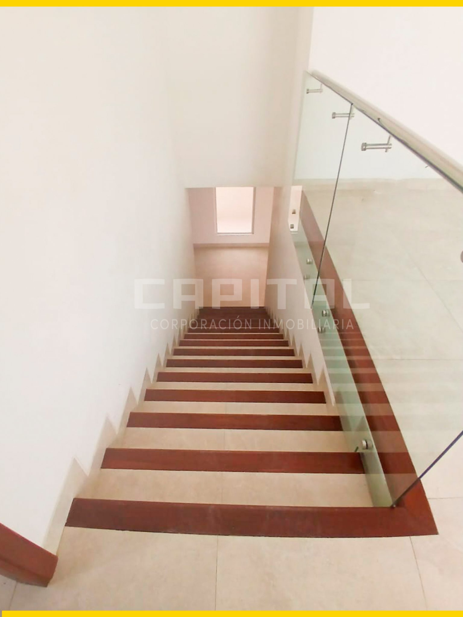 5 casa en alquiler de dos plantas en condominio bosques de la colina zona norte Santa Cruz Bolivia Maria Rene David