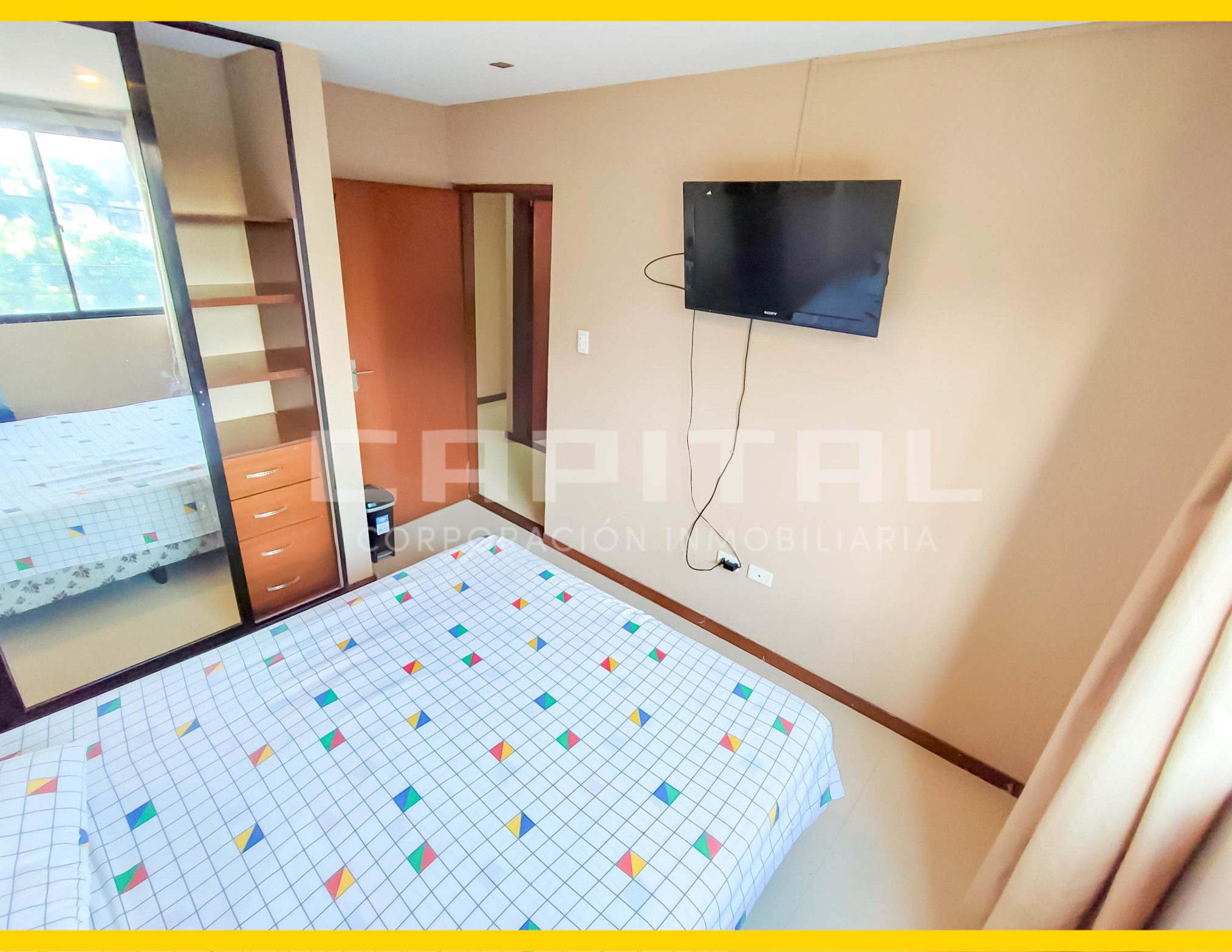 5 DEPARTAMENTO ZONA NORTE SANTA CRUZ AVENIDA BANZER ALQUILER AMOBLADO INMOBILIARIA