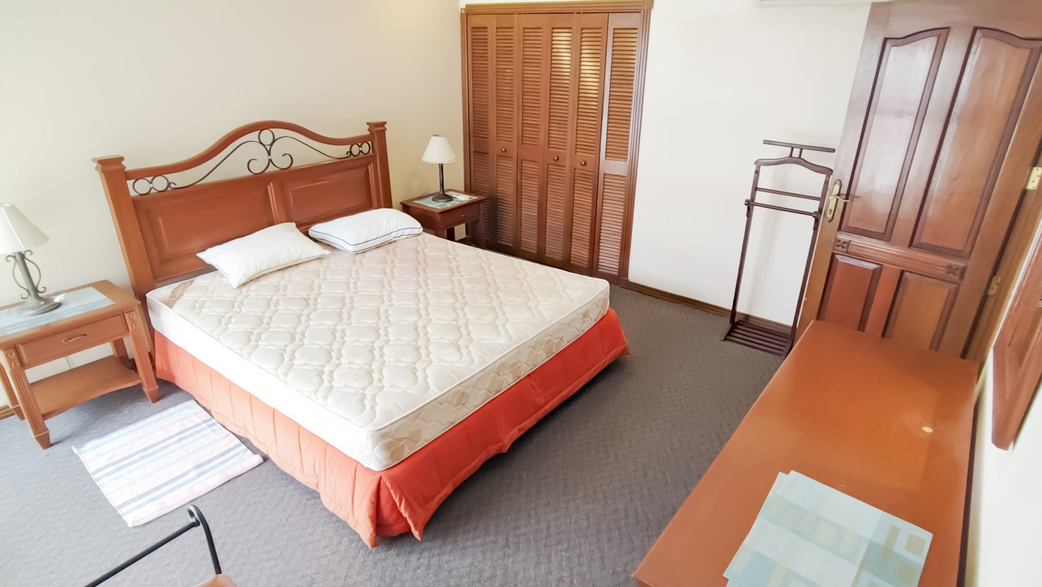 7 departamento amoblado alquiler 1dormitorio HotelCasaBlanca Equipetrol